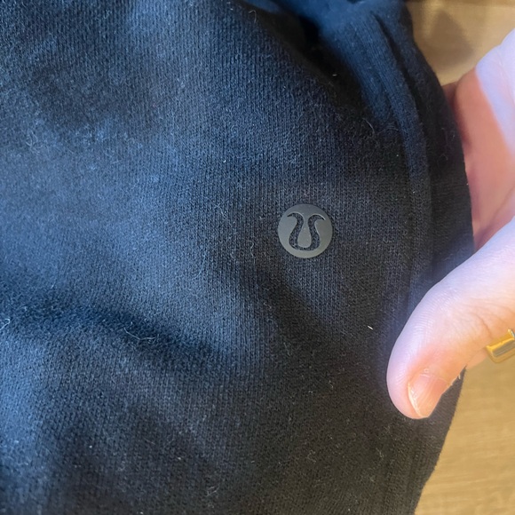 lululemon sweat pants - Picture 3 of 4